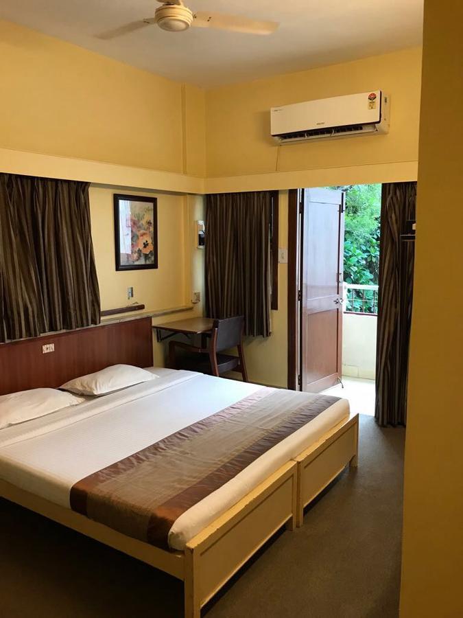 Hotel Swaroop Pune Exterior foto